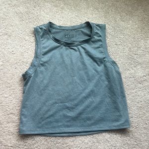 Fleo Dylan Muscle Crop